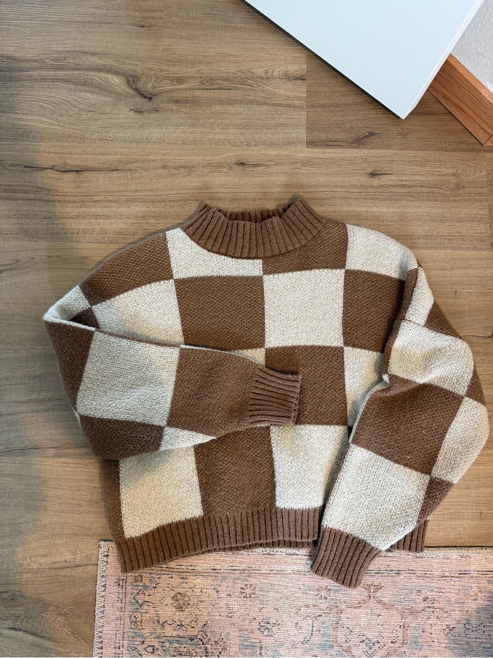 Blu Pepper checkered sweater